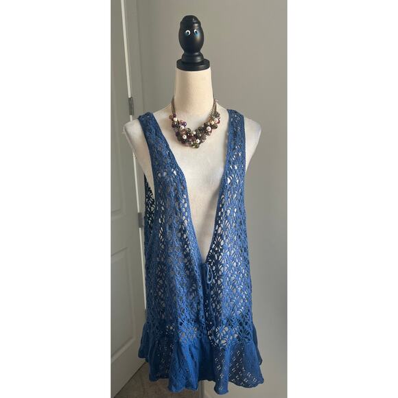 NWT Avenue Slate Blue Hand Crocheted Sweater Sleeveless Vest Sz 22/24 - Picture 1 of 8